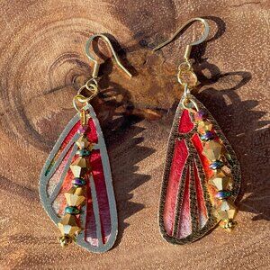 Pink and Gold Butterfly Wing Earrings fairy bead beaded new handmade